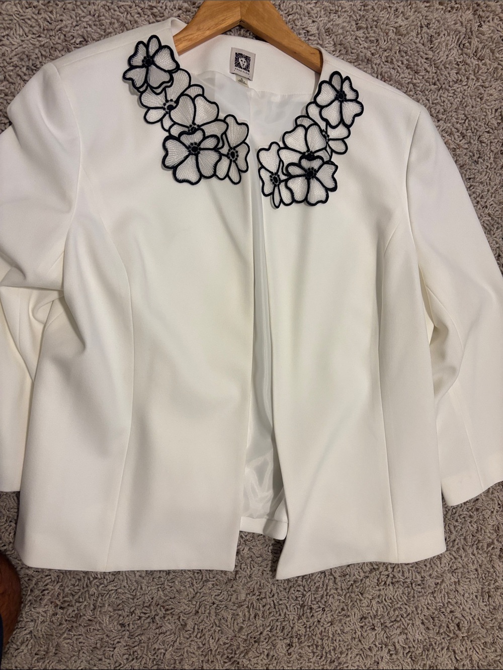 Anne Klein White Open-Front Jacket with Black Floral Appliqué